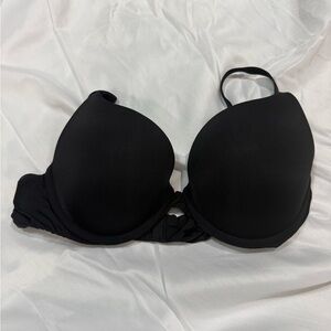 Victoria Secret Black Push Up Bra Women’s size 34B